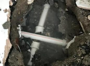 郑州经开区阳台漏水维修公司为您分享楼上楼下漏水怎么处理